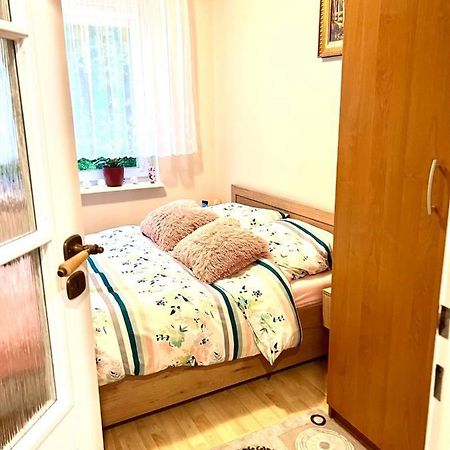 Apartament Pod Lipami Appartement Giżycko Buitenkant foto